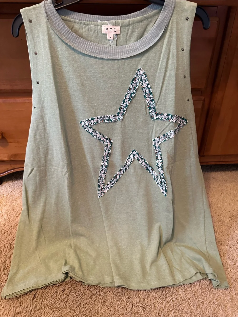 NWOT POL SLEEVELESS STAR TANK